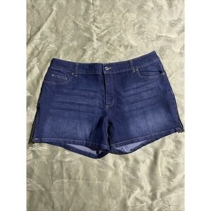 Kiss Therapy‎ Woman's Jean Shorts Size 18